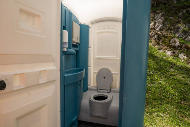 Portable Toilet Options We Offer in Somerton, AZ